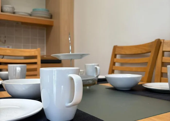 Vendégház Superb Triple Near Airport - 1 *