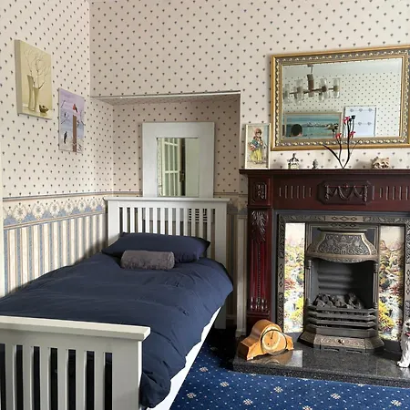 Affittacamere Superb Triple Near Airport - 1 *