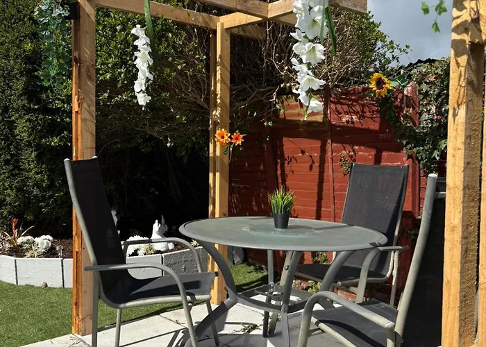 Superb Triple Near Airport - 1 Affittacamere *