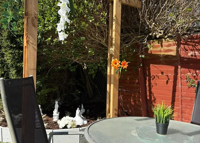 Superb Triple Near Airport - 1 Affittacamere *