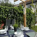 Gasthuis Superb Triple Near Airport - 1 Dublin